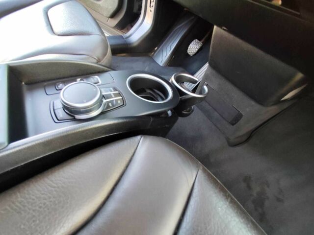 БМВ И3 2016 в Киеве на Automoto.ua Серый БМВ И3, объемом двигателя 0 л и пробегом 106 тыс. км за 14333 $, фото 15 на Automoto.ua