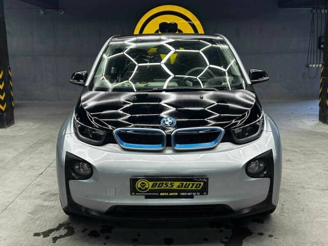 Серый БМВ И3, объемом двигателя 0 л и пробегом 73 тыс. км за 11000 $, фото 1 на Automoto.ua