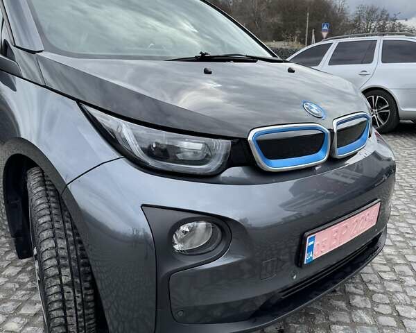 БМВ И3 2016 в Львове на Automoto.ua Серый БМВ И3, объемом двигателя 0 л и пробегом 174 тыс. км за 11200 $, фото 1 на Automoto.ua