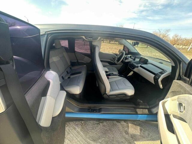Серый БМВ И3, объемом двигателя 0 л и пробегом 85 тыс. км за 8500 $, фото 16 на Automoto.ua