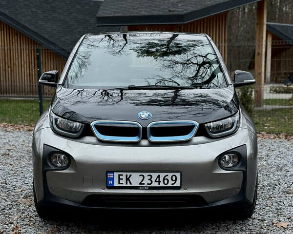 Серый БМВ И3, объемом двигателя 0 л и пробегом 99 тыс. км за 10999 $, фото 1 на Automoto.ua