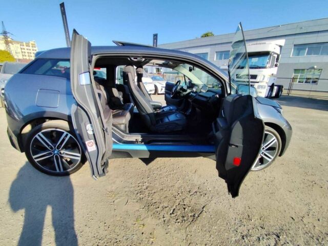 БМВ И3 2016 в Киеве на Automoto.ua Серый БМВ И3, объемом двигателя 0 л и пробегом 106 тыс. км за 14333 $, фото 11 на Automoto.ua