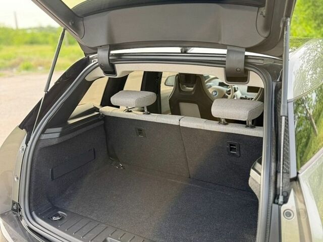 Серый БМВ И3, объемом двигателя 0 л и пробегом 124 тыс. км за 10500 $, фото 20 на Automoto.ua