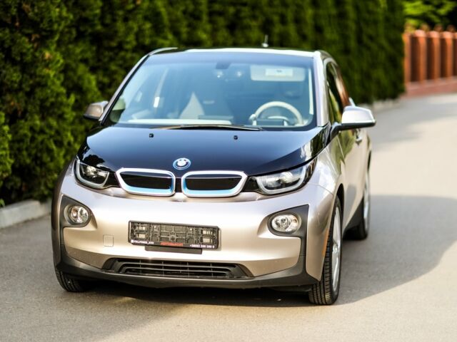Сірий БМВ І3, об'ємом двигуна 0 л та пробігом 7 тис. км за 18900 $, фото 2 на Automoto.ua