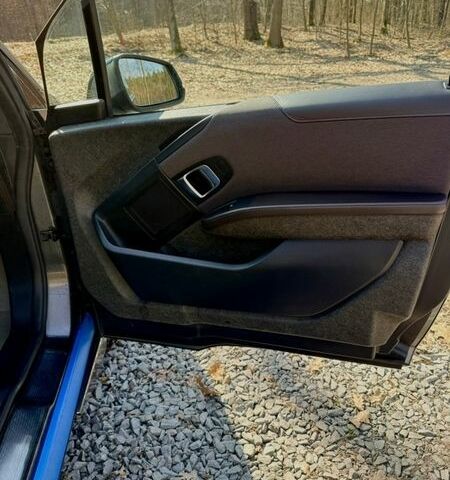 Серый БМВ И3, объемом двигателя 0 л и пробегом 100 тыс. км за 11599 $, фото 32 на Automoto.ua