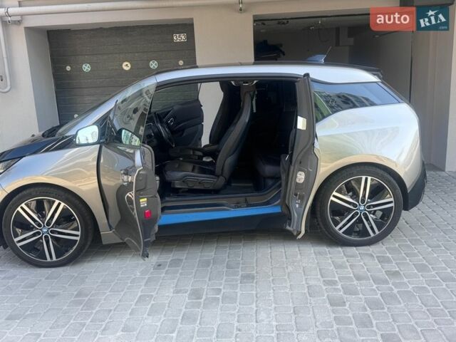 Серый БМВ И3, объемом двигателя 0 л и пробегом 187 тыс. км за 13300 $, фото 7 на Automoto.ua