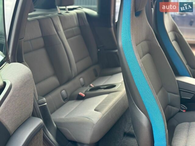 Серый БМВ И3, объемом двигателя 0 л и пробегом 72 тыс. км за 8800 $, фото 27 на Automoto.ua