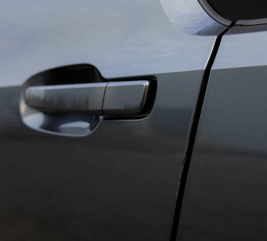 Сірий БМВ І3, об'ємом двигуна 0 л та пробігом 95 тис. км за 12500 $, фото 23 на Automoto.ua