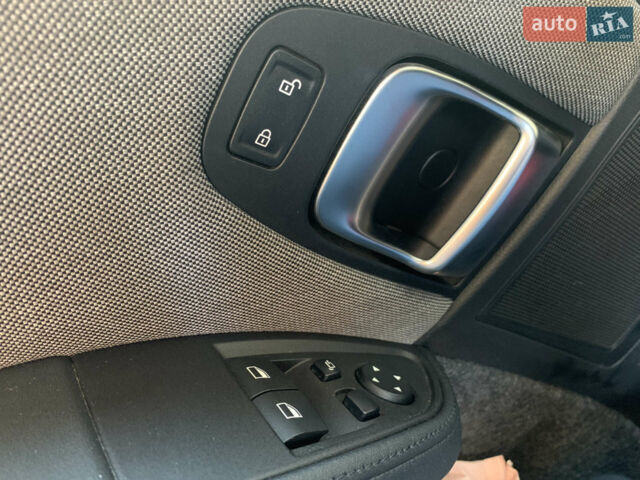 Серый БМВ И3, объемом двигателя 0 л и пробегом 105 тыс. км за 15600 $, фото 16 на Automoto.ua