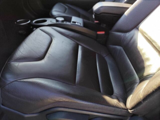 БМВ И3 2016 в Киеве на Automoto.ua Серый БМВ И3, объемом двигателя 0 л и пробегом 106 тыс. км за 14333 $, фото 16 на Automoto.ua