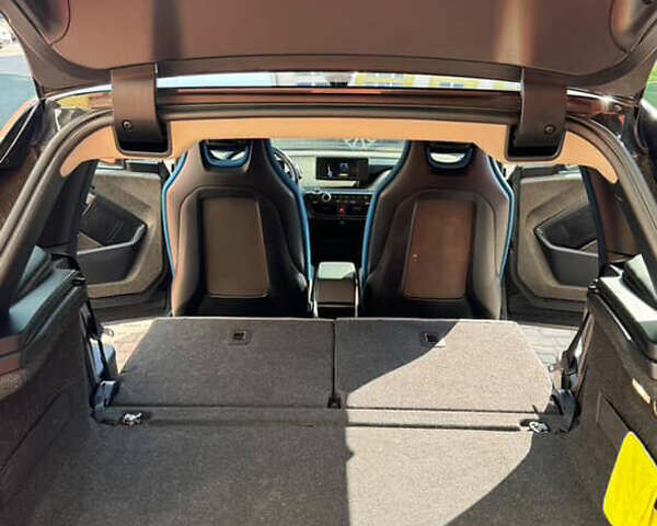 Сірий БМВ І3, об'ємом двигуна 0 л та пробігом 114 тис. км за 12000 $, фото 19 на Automoto.ua