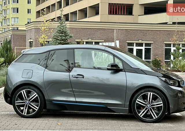 БМВ И3 2017 в Киеве на Automoto.ua Серый БМВ И3, объемом двигателя 0 л и пробегом 140 тыс. км за 13890 $, фото 2 на Automoto.ua