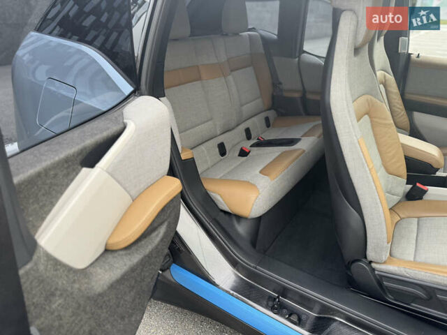 Сірий БМВ І3, об'ємом двигуна 0 л та пробігом 245 тис. км за 11300 $, фото 27 на Automoto.ua