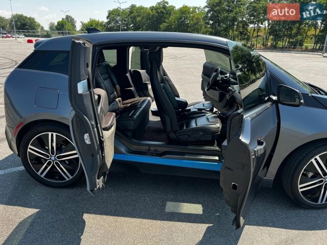 Серый БМВ И3, объемом двигателя 0 л и пробегом 100 тыс. км за 12300 $, фото 19 на Automoto.ua