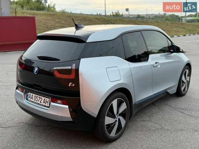 Серый БМВ И3, объемом двигателя 0 л и пробегом 14 тыс. км за 24900 $, фото 3 на Automoto.ua