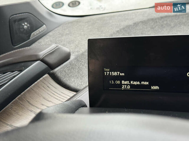 Сірий БМВ І3, об'ємом двигуна 0 л та пробігом 171 тис. км за 10900 $, фото 44 на Automoto.ua
