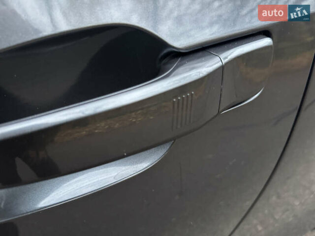 Сірий БМВ І3, об'ємом двигуна 0 л та пробігом 151 тис. км за 13900 $, фото 20 на Automoto.ua