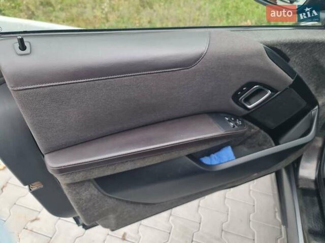 Серый БМВ И3, объемом двигателя 0 л и пробегом 98 тыс. км за 15450 $, фото 10 на Automoto.ua