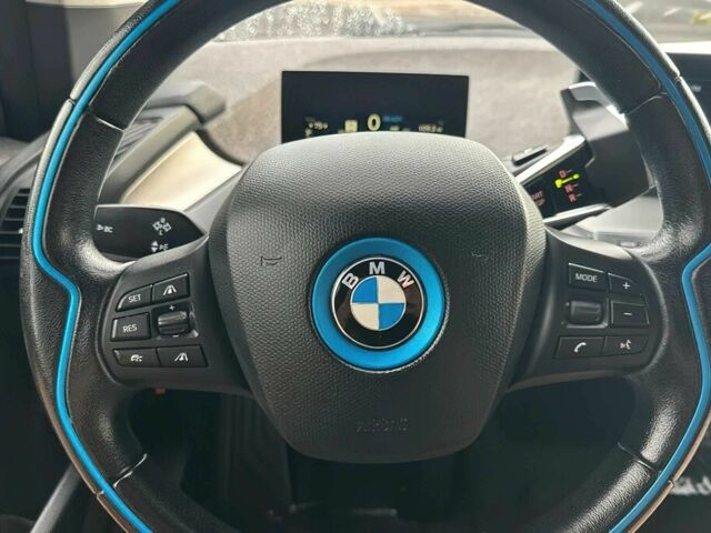 Сірий БМВ І3, об'ємом двигуна 0.7 л та пробігом 30 тис. км за 11900 $, фото 5 на Automoto.ua