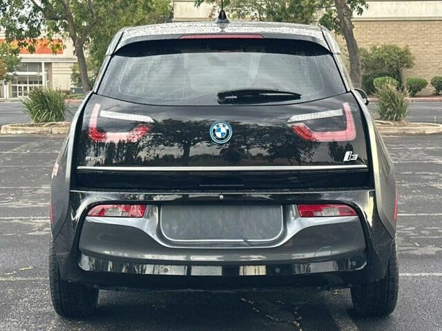 Сірий БМВ І3, об'ємом двигуна 0.7 л та пробігом 30 тис. км за 11900 $, фото 3 на Automoto.ua