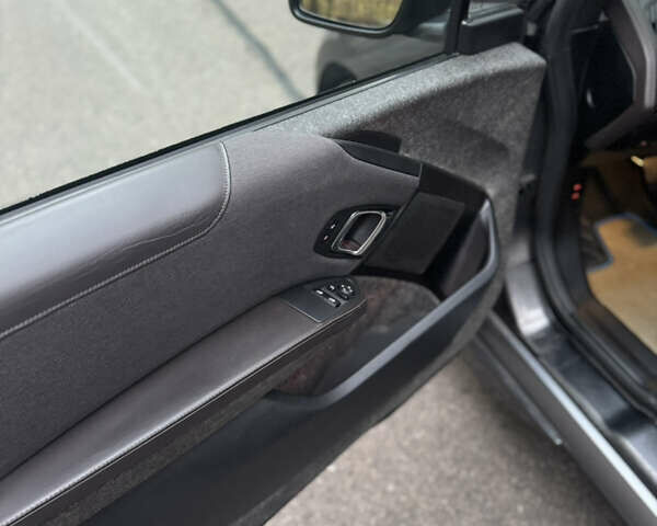 Сірий БМВ І3, об'ємом двигуна 0 л та пробігом 151 тис. км за 13900 $, фото 31 на Automoto.ua
