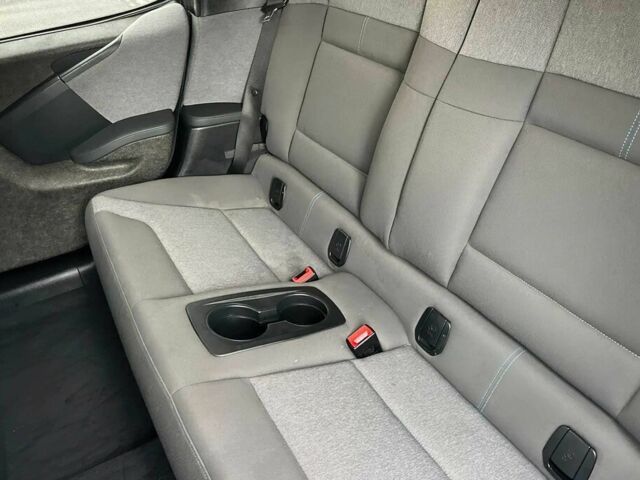 Сірий БМВ І3, об'ємом двигуна 0.7 л та пробігом 30 тис. км за 11900 $, фото 9 на Automoto.ua