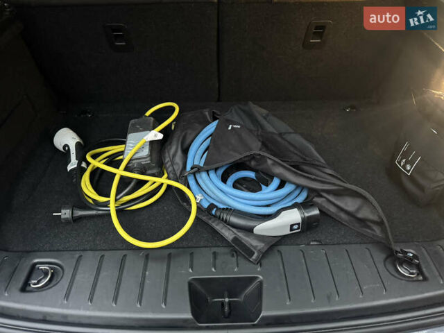 Сірий БМВ І3, об'ємом двигуна 0 л та пробігом 151 тис. км за 13900 $, фото 26 на Automoto.ua
