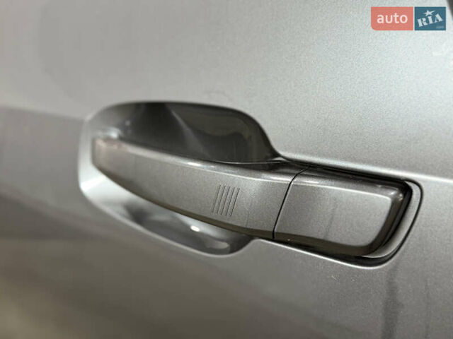 Серый БМВ И3, объемом двигателя 0 л и пробегом 62 тыс. км за 19700 $, фото 46 на Automoto.ua