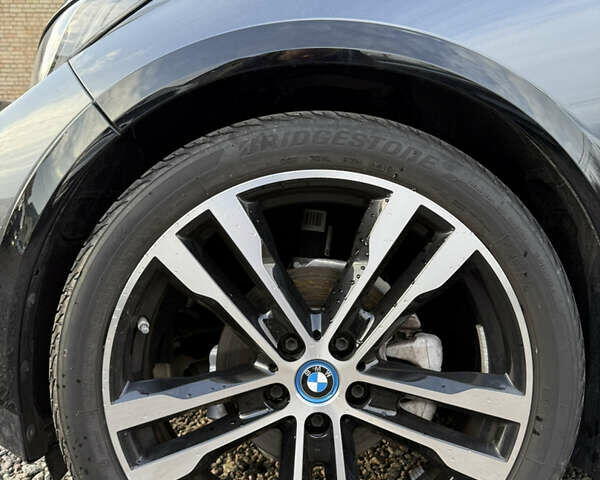 Серый БМВ И3, объемом двигателя 0 л и пробегом 28 тыс. км за 18500 $, фото 1 на Automoto.ua
