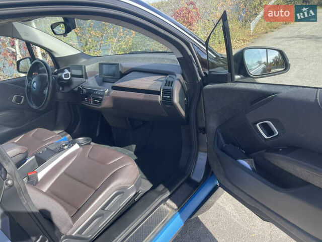 Серый БМВ И3, объемом двигателя 0 л и пробегом 81 тыс. км за 18500 $, фото 12 на Automoto.ua