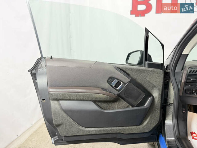 Серый БМВ И3, объемом двигателя 0 л и пробегом 62 тыс. км за 19700 $, фото 19 на Automoto.ua