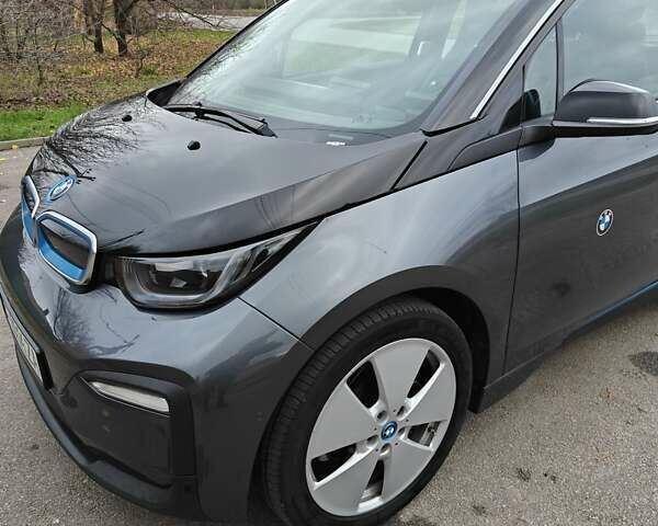 Серый БМВ И3, объемом двигателя 0 л и пробегом 92 тыс. км за 15800 $, фото 1 на Automoto.ua