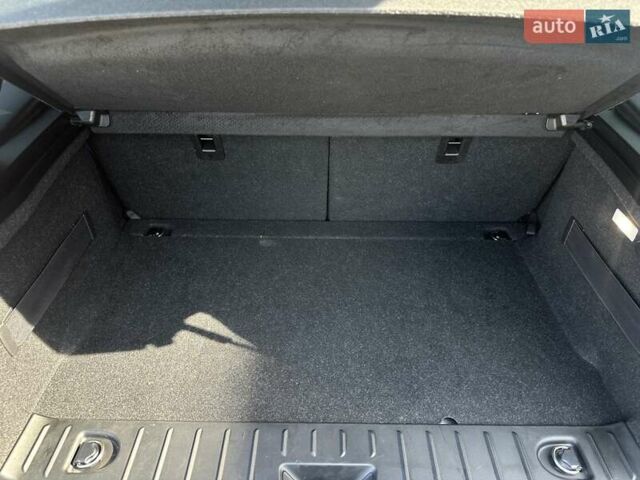 Серый БМВ И3, объемом двигателя 0 л и пробегом 45 тыс. км за 18700 $, фото 19 на Automoto.ua