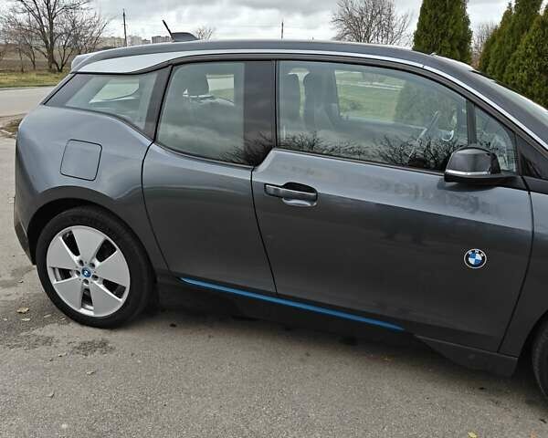 Серый БМВ И3, объемом двигателя 0 л и пробегом 92 тыс. км за 15800 $, фото 6 на Automoto.ua