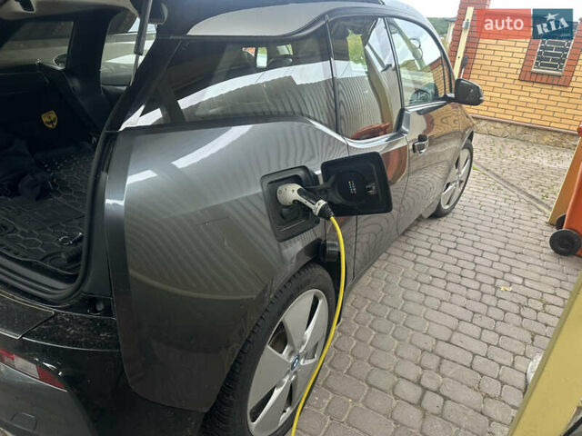 Серый БМВ И3, объемом двигателя 0 л и пробегом 95 тыс. км за 13777 $, фото 2 на Automoto.ua