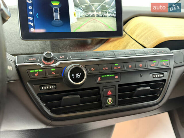 Серый БМВ И3, объемом двигателя 0 л и пробегом 62 тыс. км за 19700 $, фото 29 на Automoto.ua