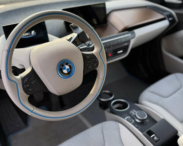 Серый БМВ И3, объемом двигателя 0 л и пробегом 28 тыс. км за 18500 $, фото 6 на Automoto.ua