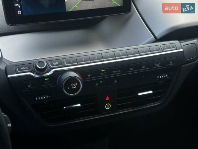 Серый БМВ И3, объемом двигателя 0 л и пробегом 45 тыс. км за 18700 $, фото 30 на Automoto.ua