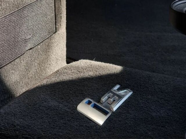 Серый БМВ И3, объемом двигателя 0 л и пробегом 63 тыс. км за 10300 $, фото 8 на Automoto.ua