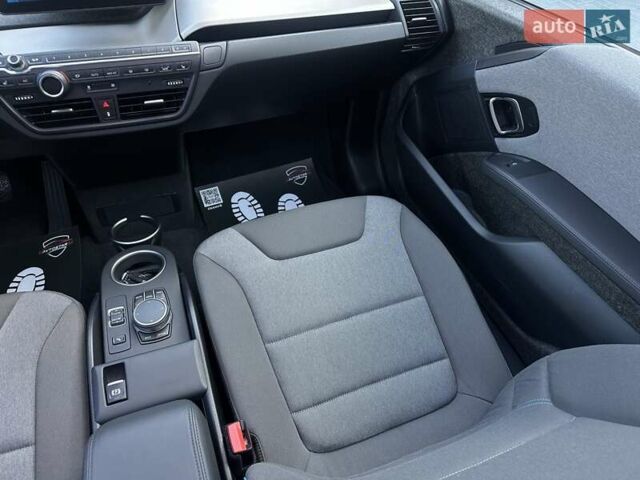 Серый БМВ И3, объемом двигателя 0 л и пробегом 45 тыс. км за 18700 $, фото 40 на Automoto.ua