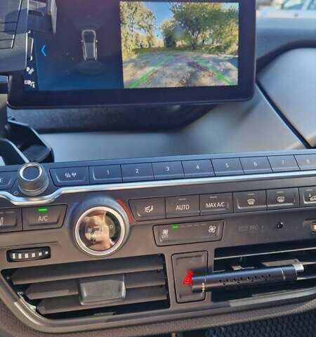 Серый БМВ И3, объемом двигателя 0 л и пробегом 74 тыс. км за 19000 $, фото 4 на Automoto.ua
