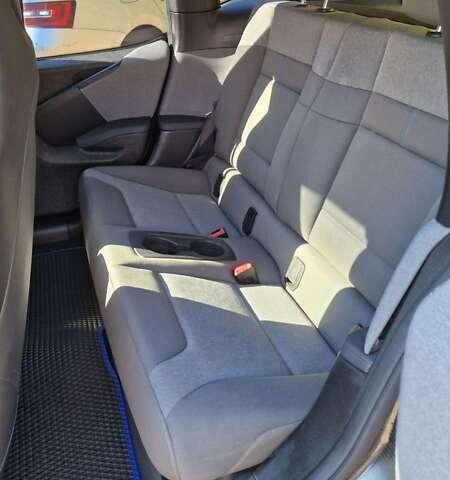 Серый БМВ И3, объемом двигателя 0 л и пробегом 74 тыс. км за 19000 $, фото 12 на Automoto.ua