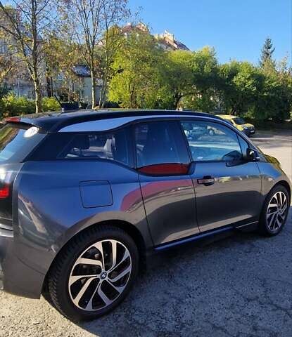 Серый БМВ И3, объемом двигателя 0 л и пробегом 74 тыс. км за 19000 $, фото 7 на Automoto.ua