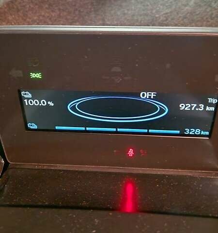 Серый БМВ И3, объемом двигателя 0 л и пробегом 74 тыс. км за 19000 $, фото 26 на Automoto.ua