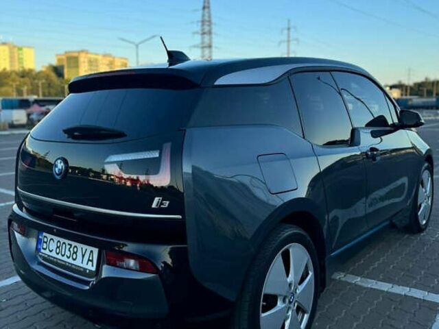 Серый БМВ И3, объемом двигателя 0 л и пробегом 80 тыс. км за 12000 $, фото 3 на Automoto.ua