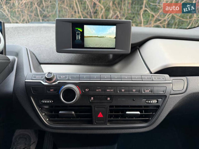 Серый БМВ И3, объемом двигателя 0 л и пробегом 3 тыс. км за 13800 $, фото 43 на Automoto.ua