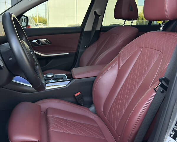 Серый БМВ И3, объемом двигателя 0 л и пробегом 32 тыс. км за 29900 $, фото 18 на Automoto.ua