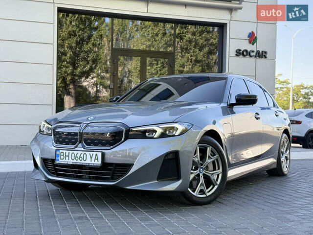 Серый БМВ И3, объемом двигателя 0 л и пробегом 32 тыс. км за 29900 $, фото 1 на Automoto.ua