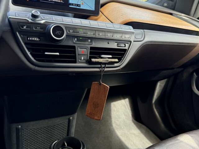 Сірий БМВ І3, об'ємом двигуна 0 л та пробігом 130 тис. км за 9000 $, фото 15 на Automoto.ua