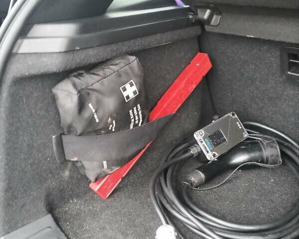 Синій БМВ І3, об'ємом двигуна 0 л та пробігом 151 тис. км за 11300 $, фото 27 на Automoto.ua